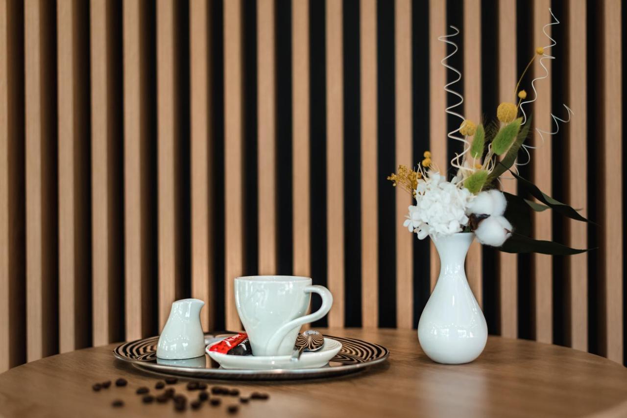 Grand View Hotel & Suites Copou Iasi Luaran gambar
