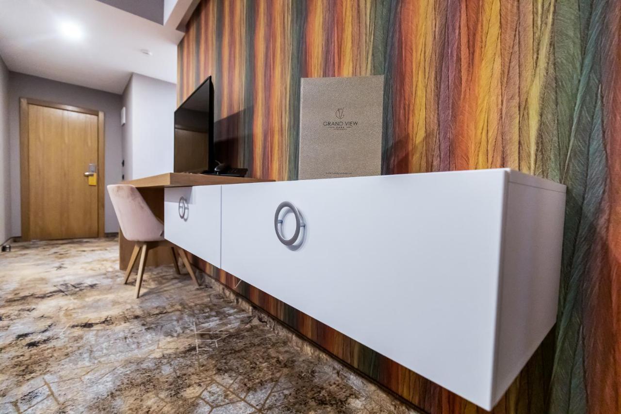 Grand View Hotel & Suites Copou Iasi Luaran gambar